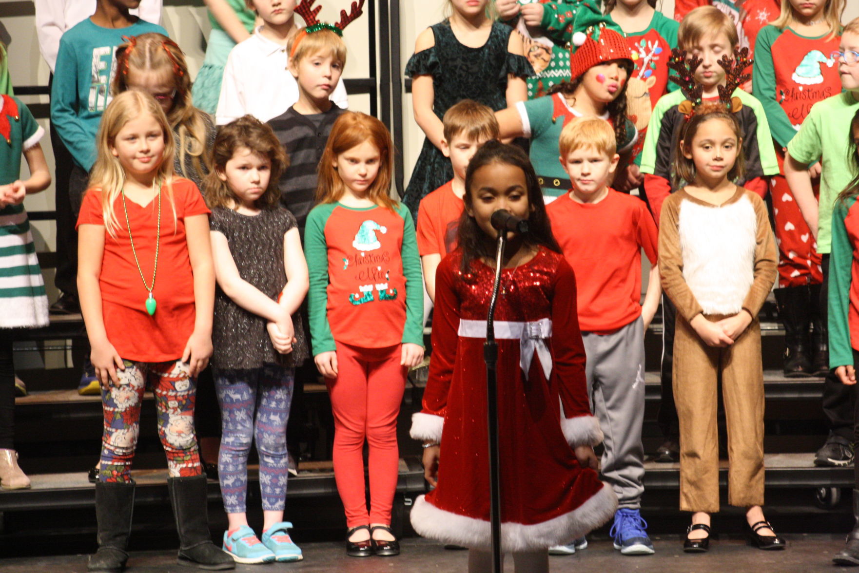 FC 2nd Grade Concert (36).JPG